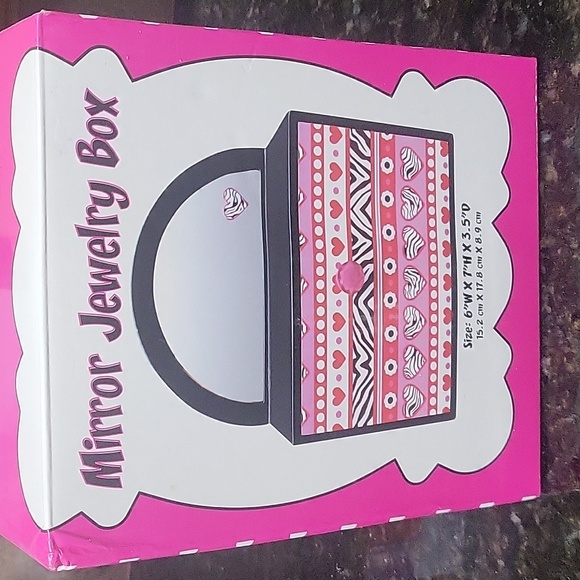 Girls Mirror Jewelry Box - Picture 2 of 7